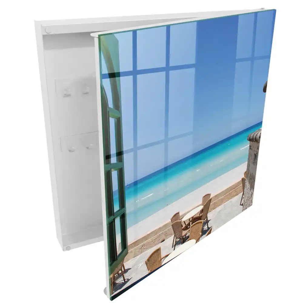 Boîte à clés des vacances une atmosphère paisible avec le bleu de la mer