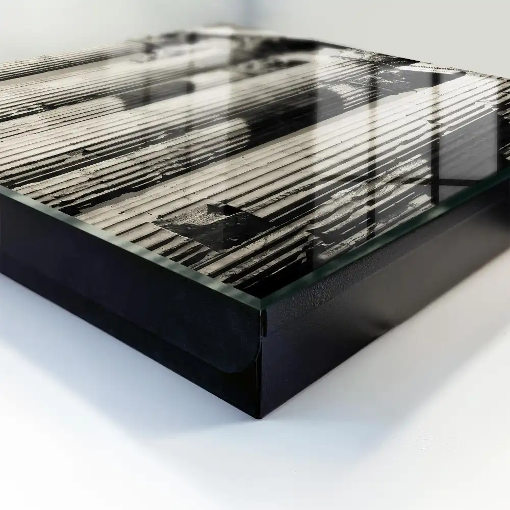 Armoire à clés six colonnes dans l'ombre lumière sans couleur