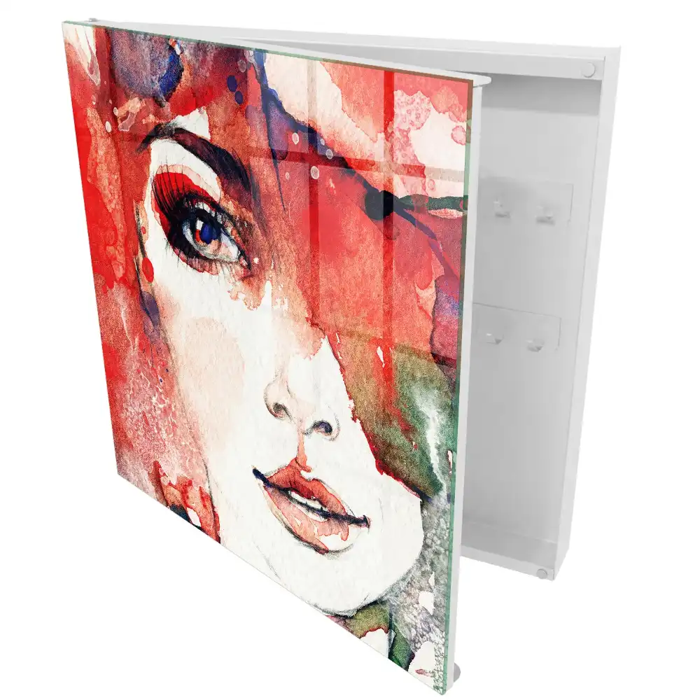 Armoire à clés portrait d'une femme aux couleurs chaudes et à l'abstraction
