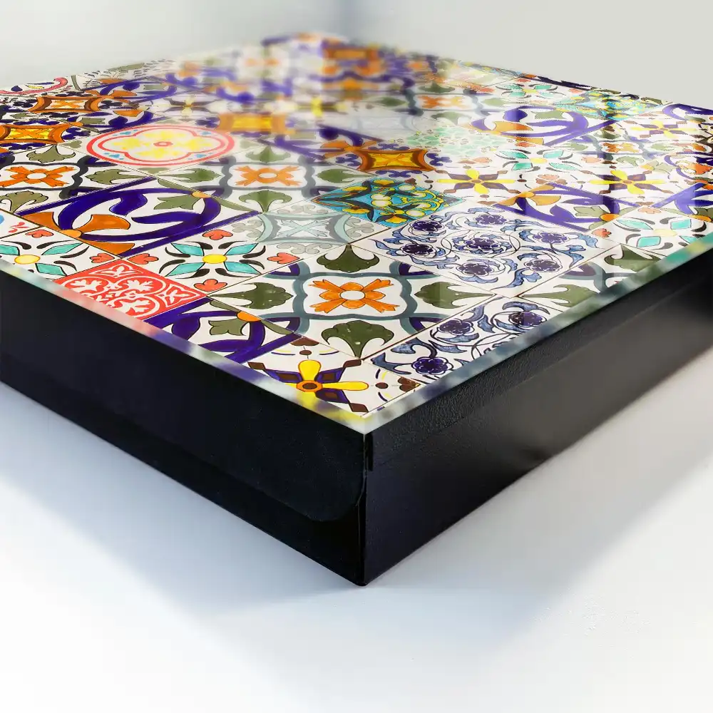 Boîte à clés carreaux de céramique colorés aux motifs variés