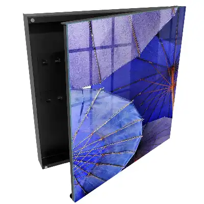 Armoire à clés parapluies bleus disposés de manière dynamique