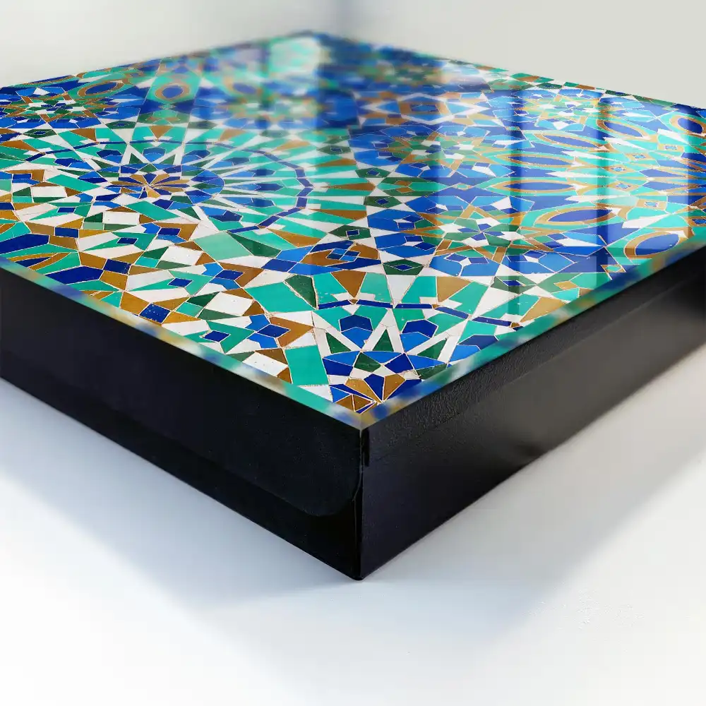 Armoire à clés mosaïque colorée à motifs géométriques