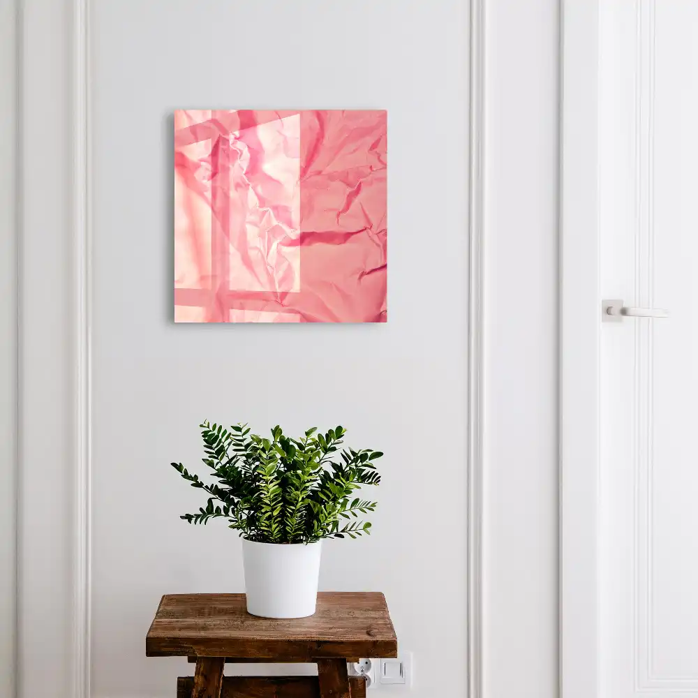 Armoire à clés plis de la carte rose et texture délicate