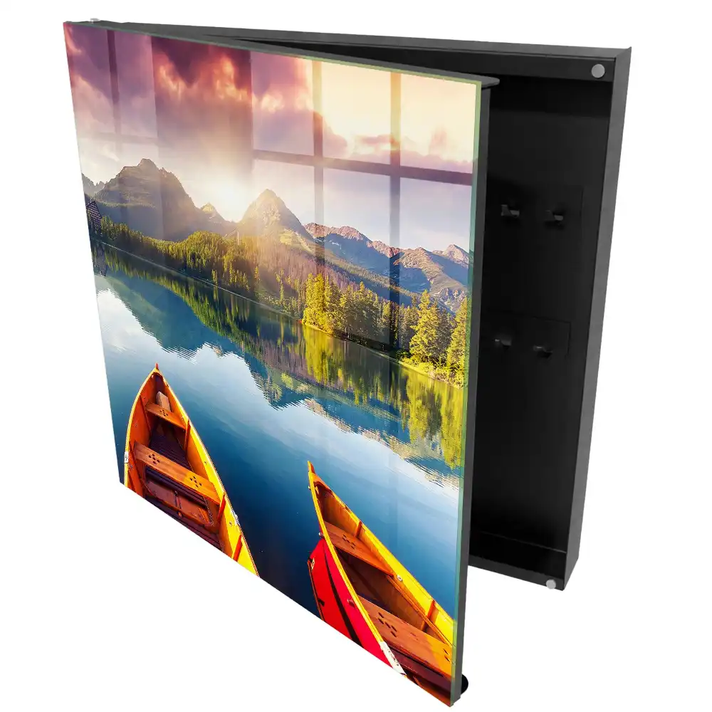 Armoire à clés paysage montagneux surplombant le lac au coucher du soleil