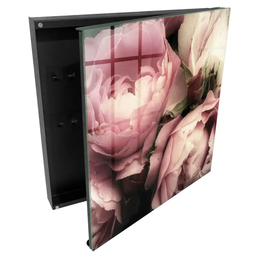 Boîte à clés roses romantiques dans les nuances