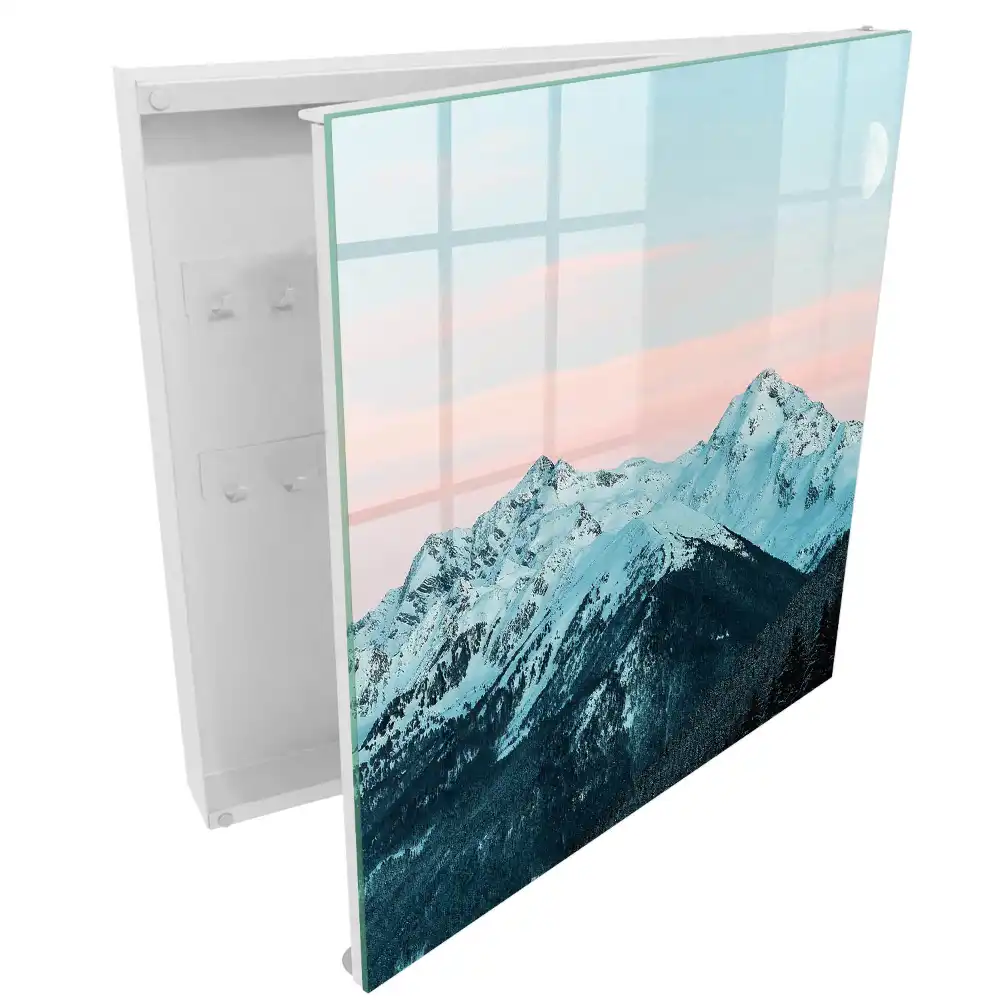 Armoire à clés montagnes enneigées au clair de lune