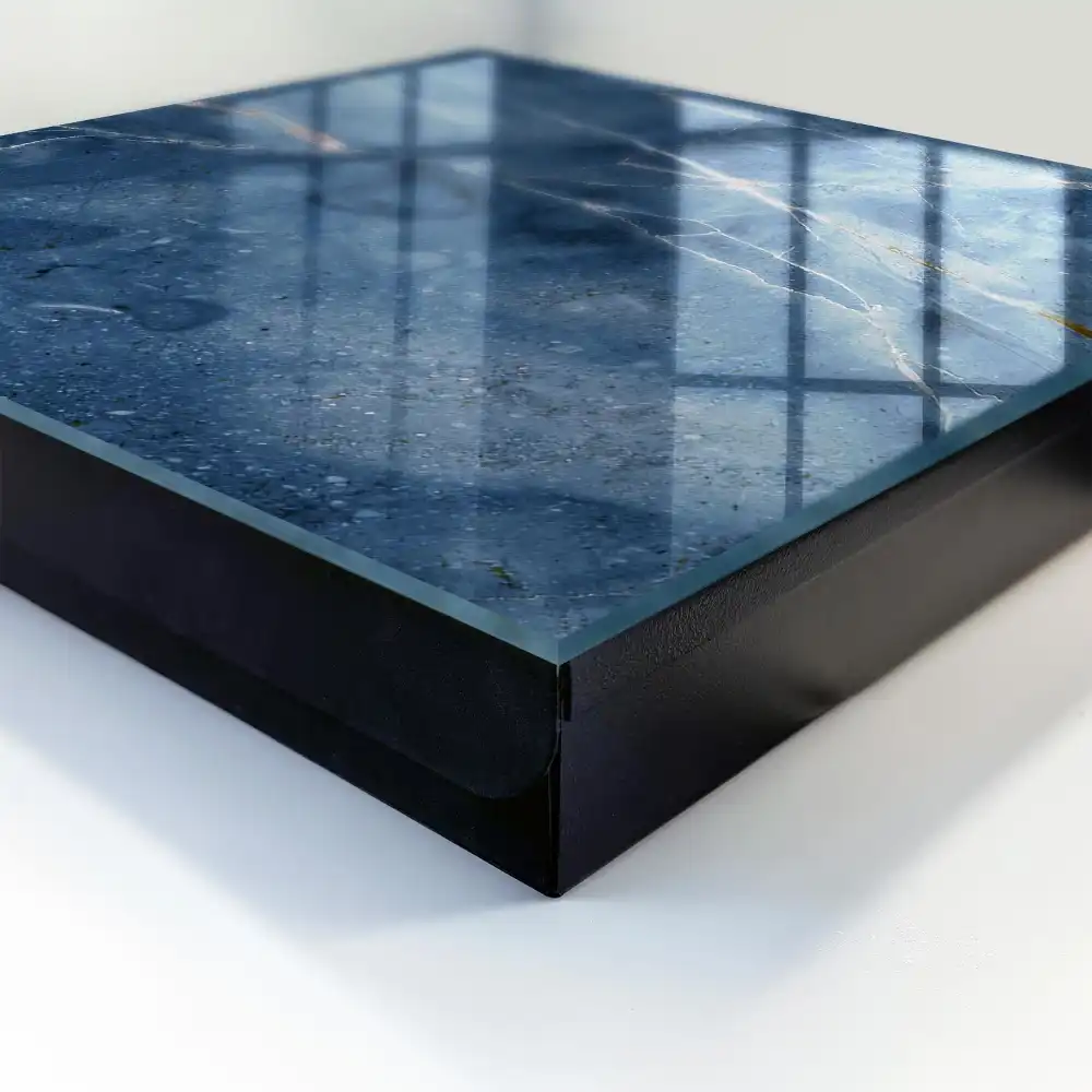 Boîte à clés marbre bleu aux lignes subtiles