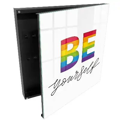 Armoire à clés inscription arc-en-ciel incitant à l'authenticité