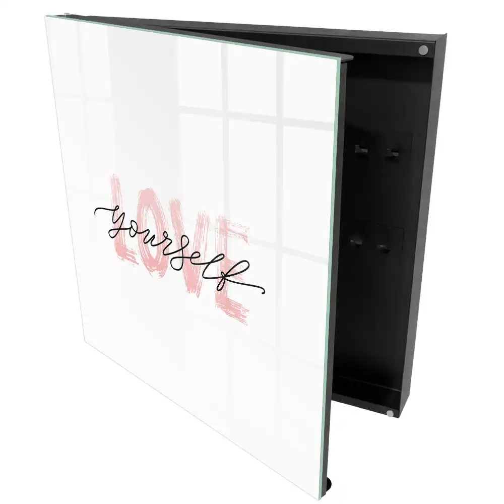 Armoire à clés inscription motivante sur l'amour de soi