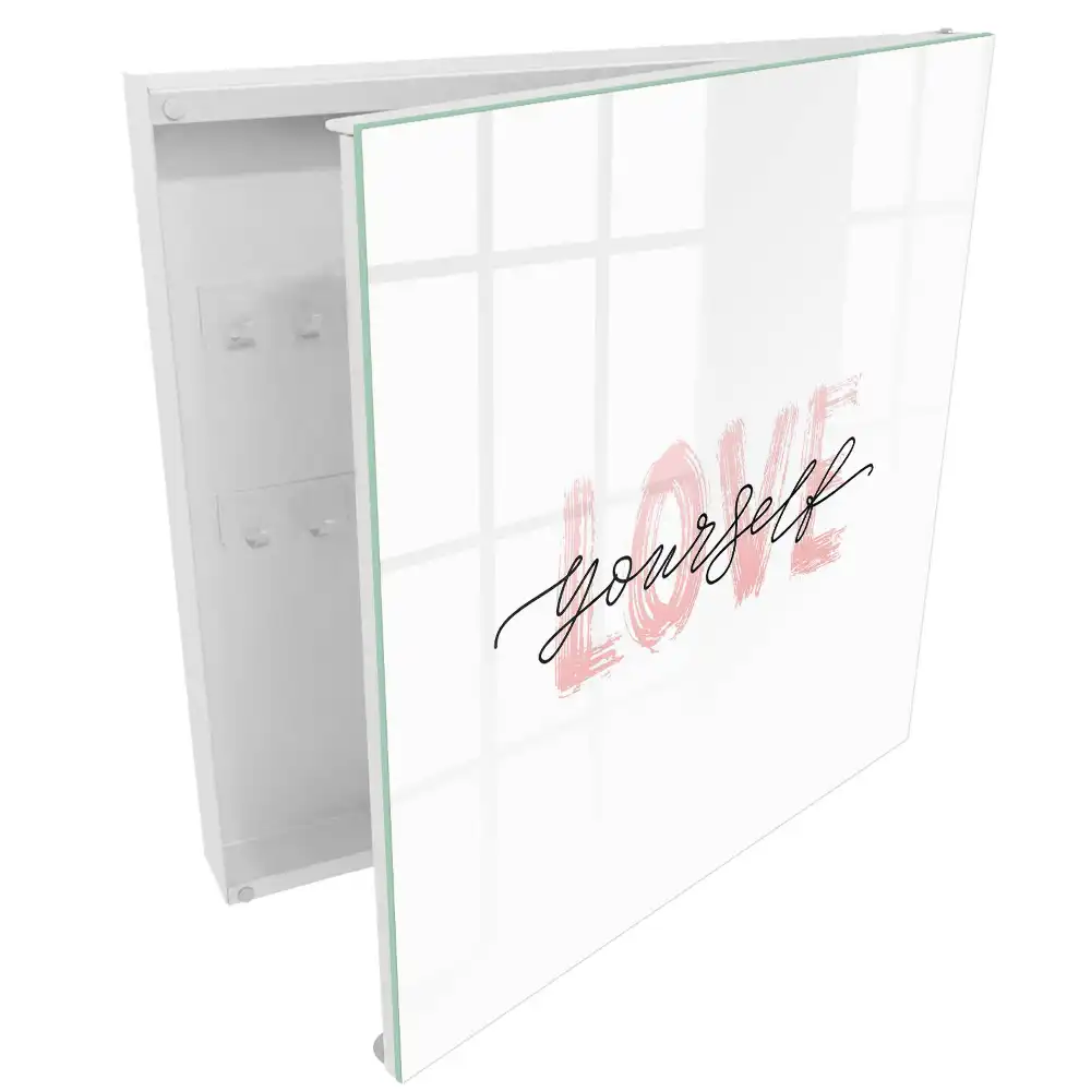 Armoire à clés inscription motivante sur l'amour de soi
