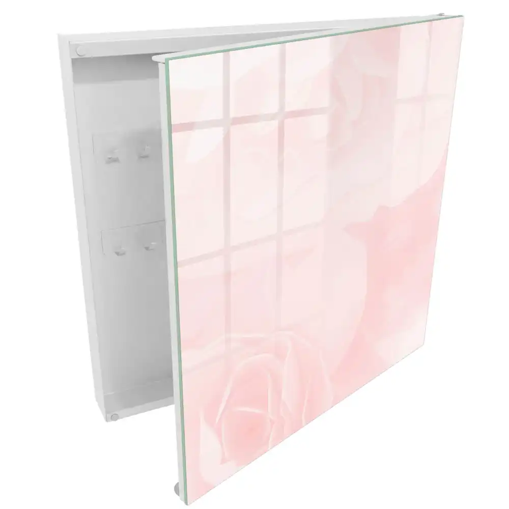 Armoire à clés des roses pastel qui exhalent la délicatesse