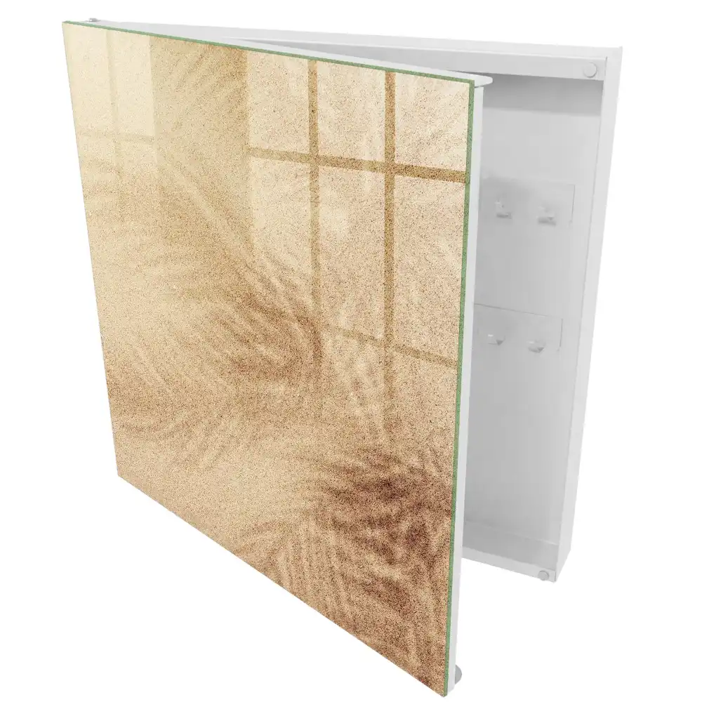 Boîte à clés murale lignes délicates sur un fond texturé beige