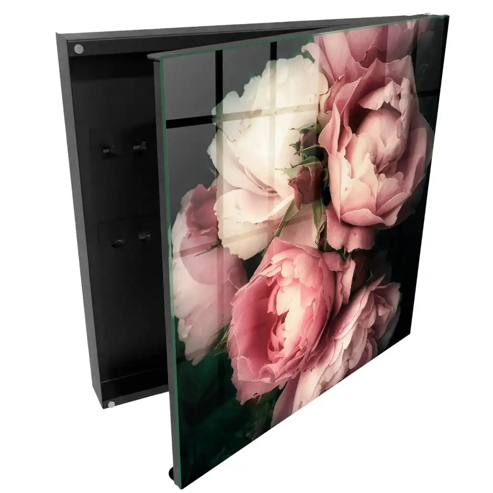 Armoire à clés des roses romantiques sur fond sombre