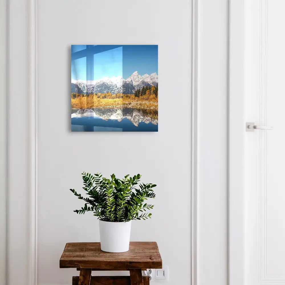 Armoire à clés les montagnes d'automne se reflètent dans le lac