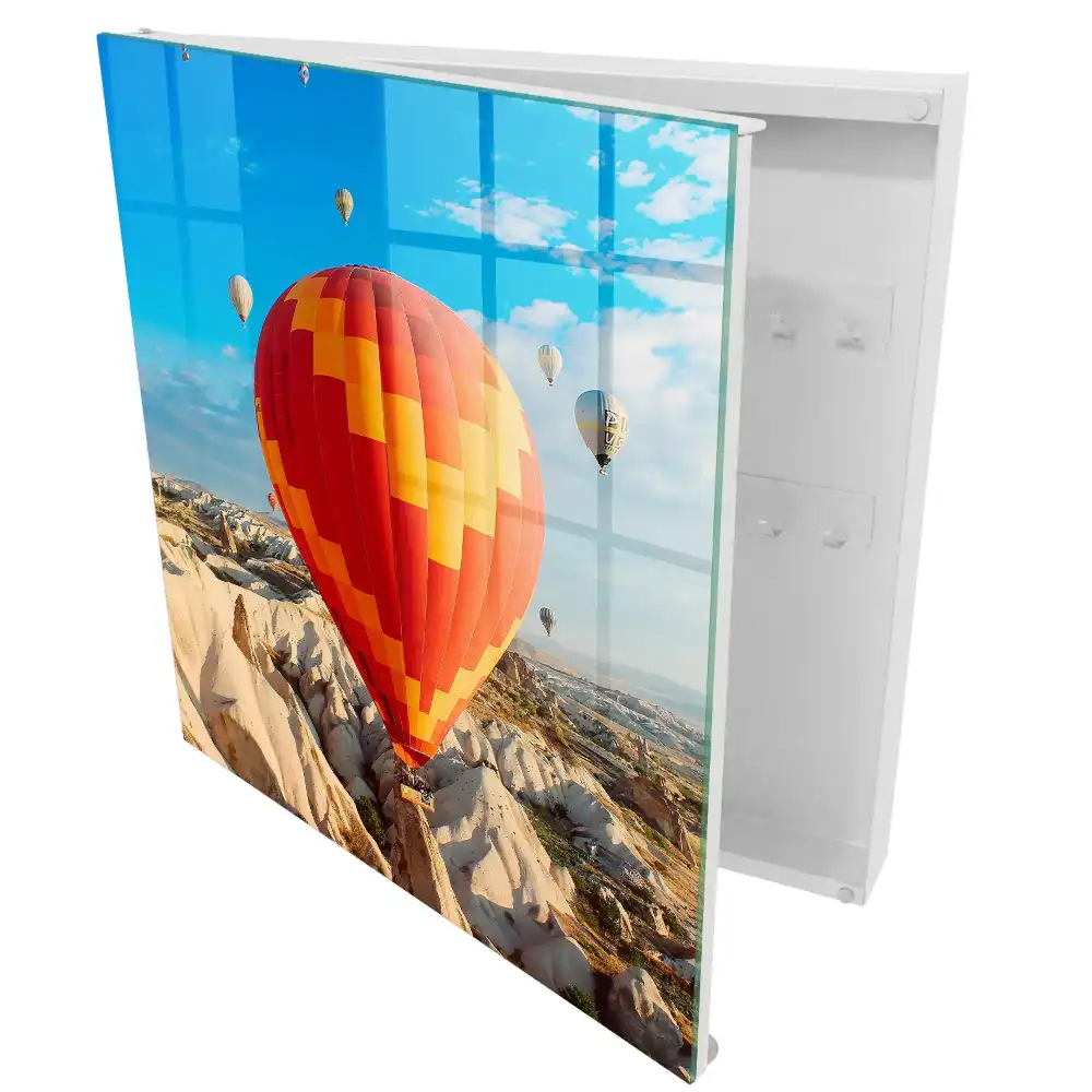 Armoire à clés les ballons qui survolent les formations rocheuses émerveillent par leur espace