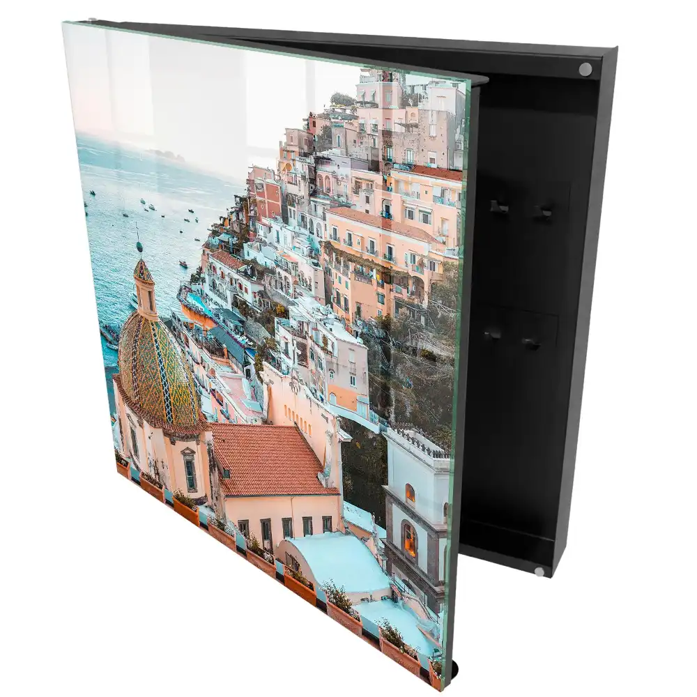 Armoire à clés une ville pleine de charme au bord de la mer bleue