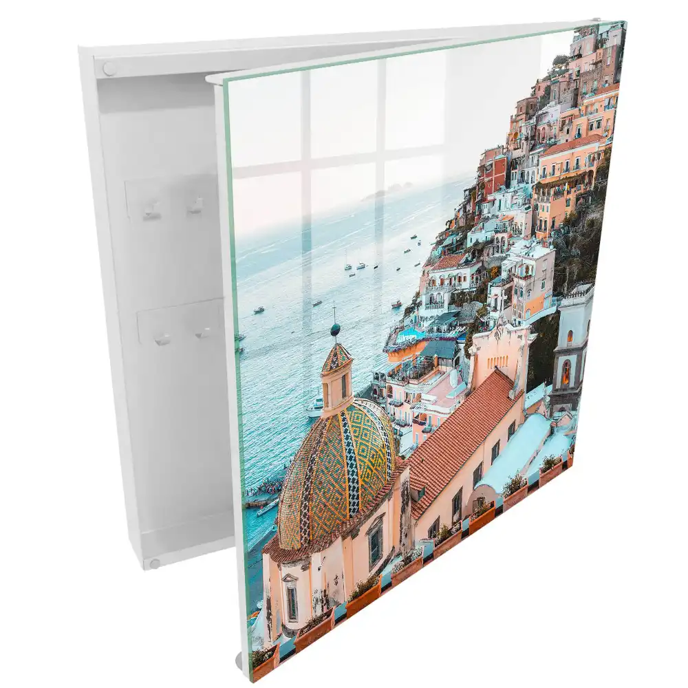 Armoire à clés une ville pleine de charme au bord de la mer bleue