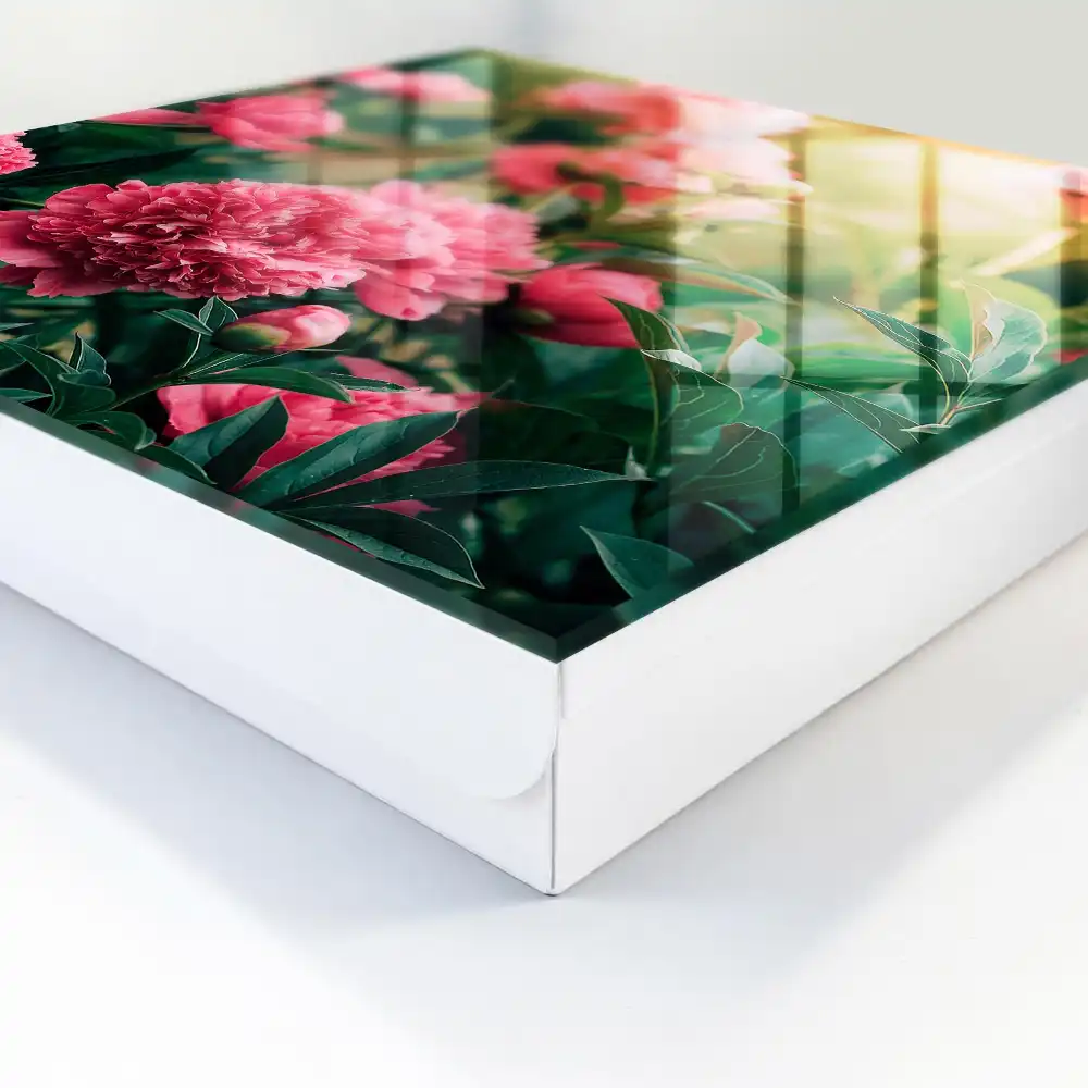 Boîte à clés murale de magnifiques fleurs roses dans un cadre naturel
