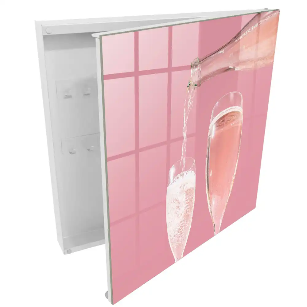 Armoire à clés lunettes élégantes sur fond rose