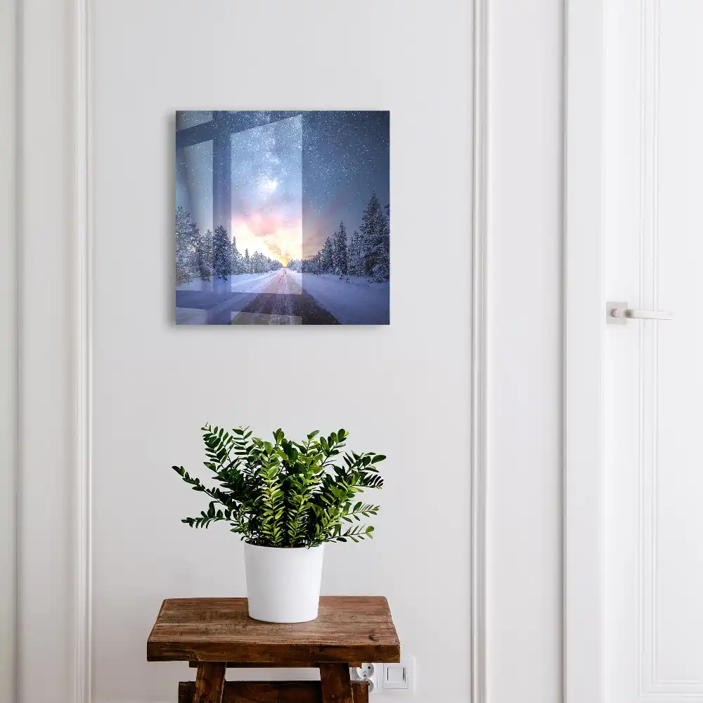 Boîte à clés un ciel étoilé magnifique et une forêt hivernale