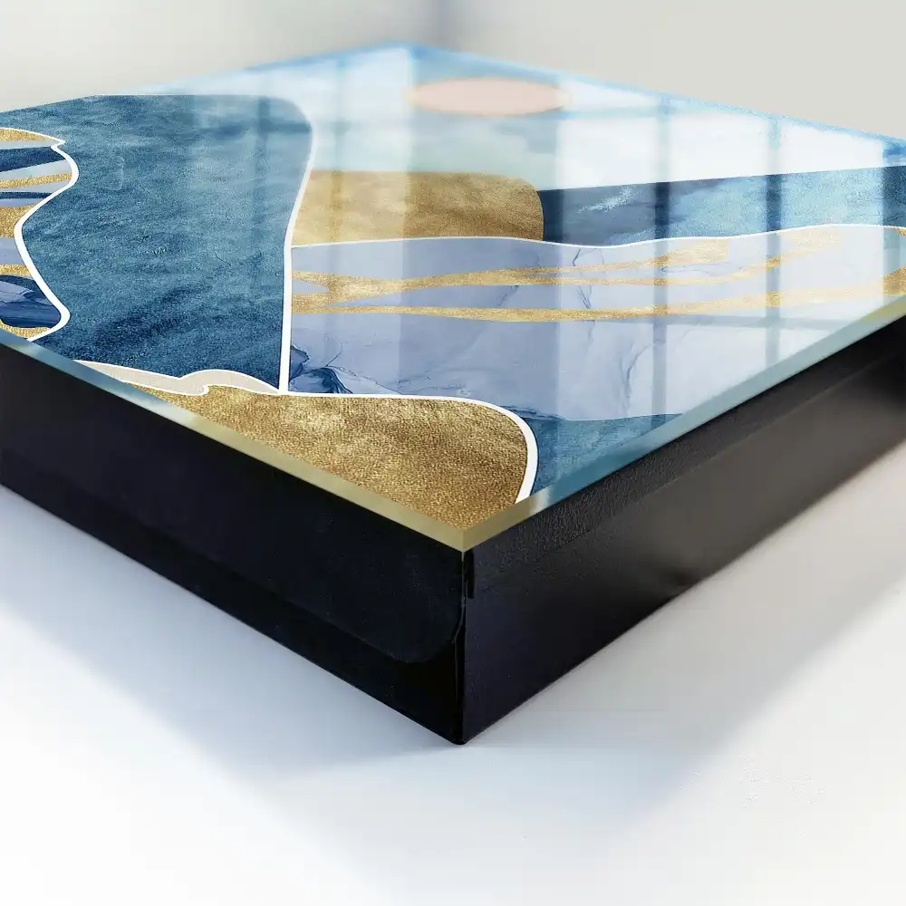 Armoire à clés montagnes bleues avec des touches de brun
