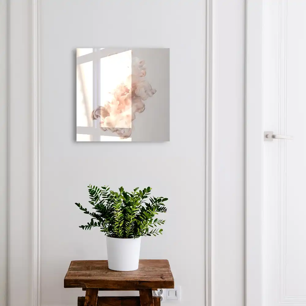 Armoire à clés formes délicates roses et blanches