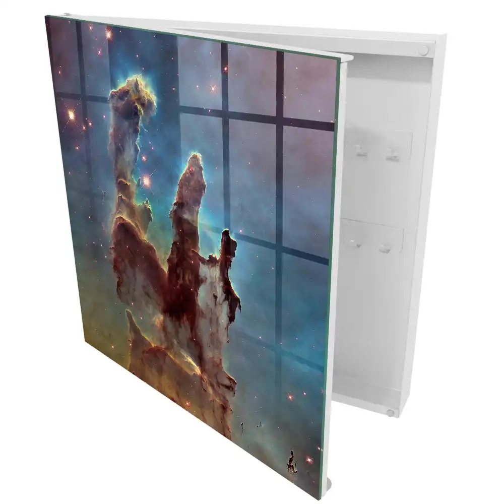 Armoire à clés un paysage spatial mystique plein de couleurs