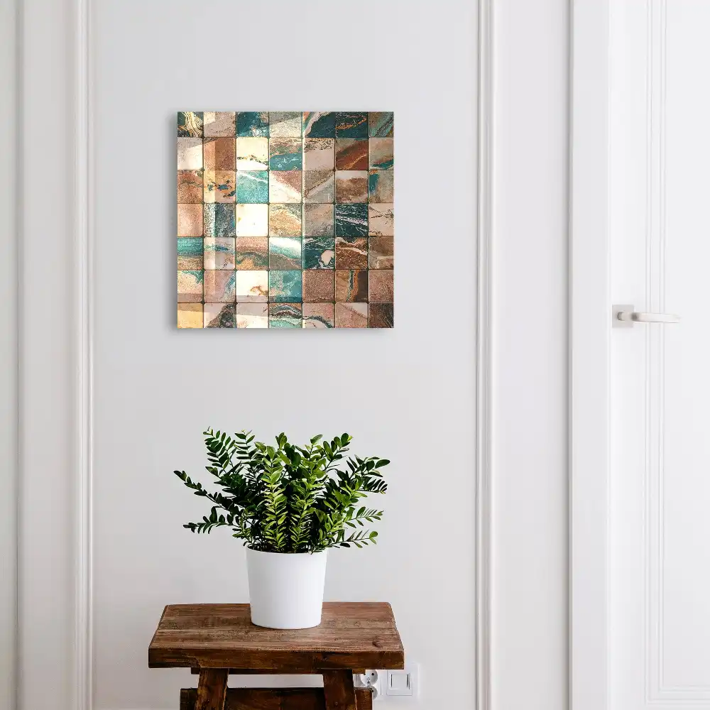 Boîte à clés murale mosaïque carrée aux tons terreux et motifs turquoise