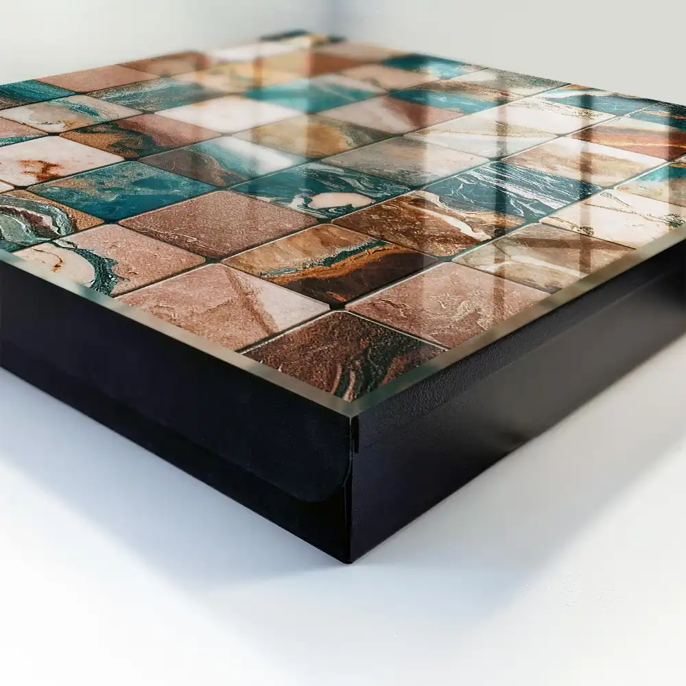 Boîte à clés murale mosaïque carrée aux tons terreux et motifs turquoise
