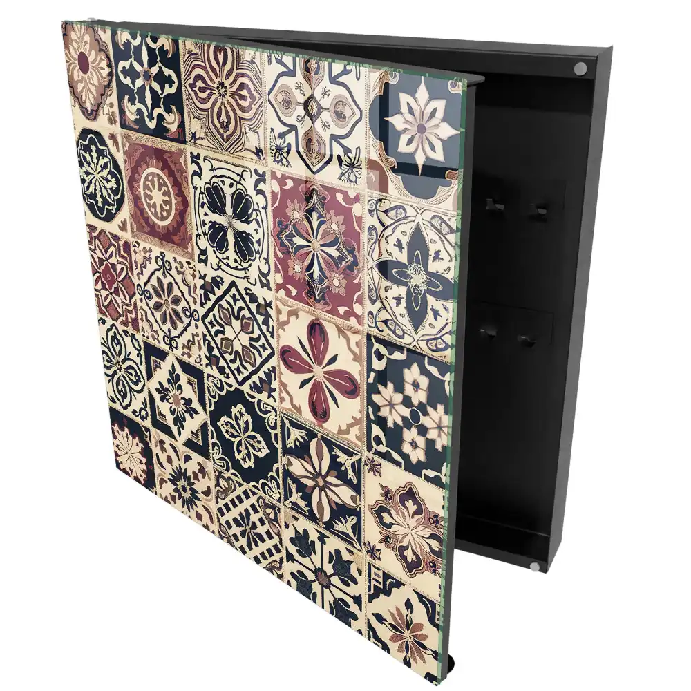 Armoire à clés des motifs géométriques pleins de charme classique