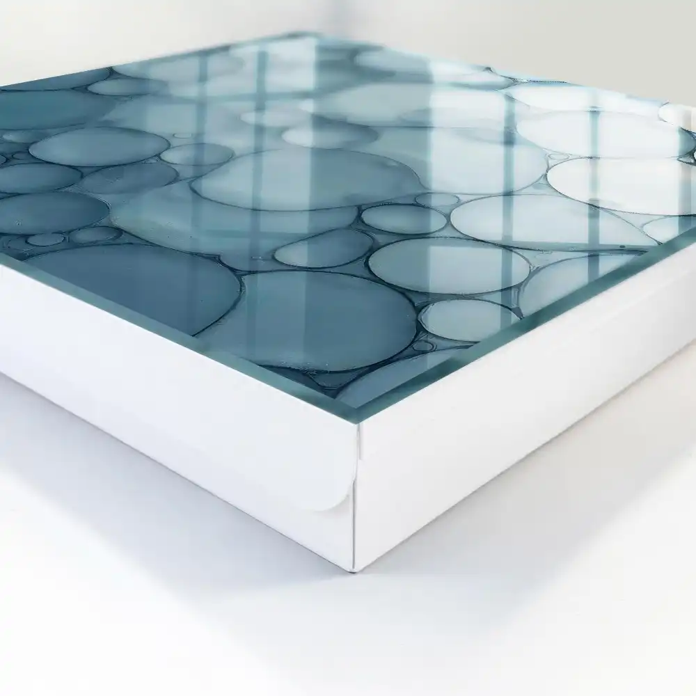 Armoire à clés bulles aux teintes froides de bleu