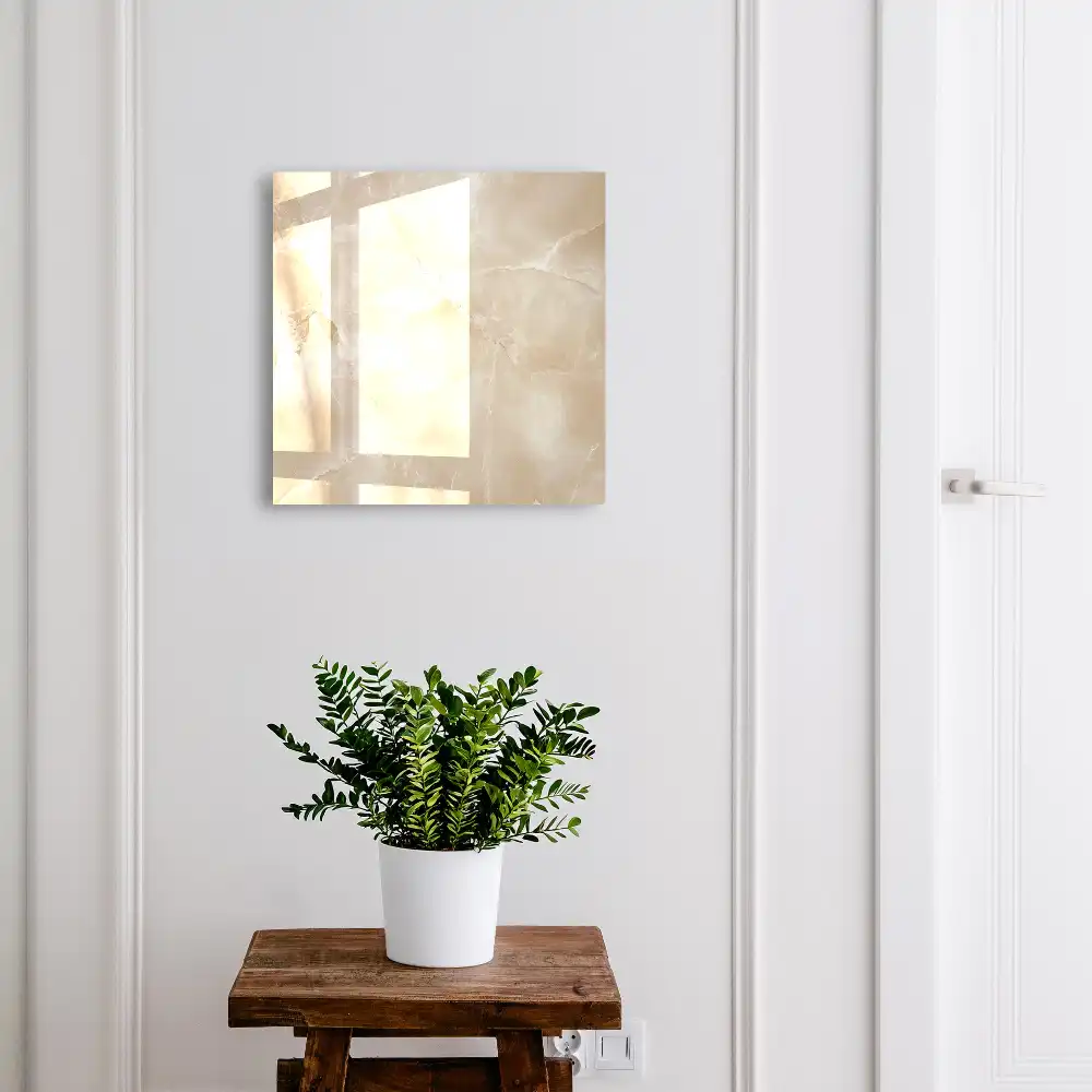 Armoire à clés motifs délicats en marbre beige