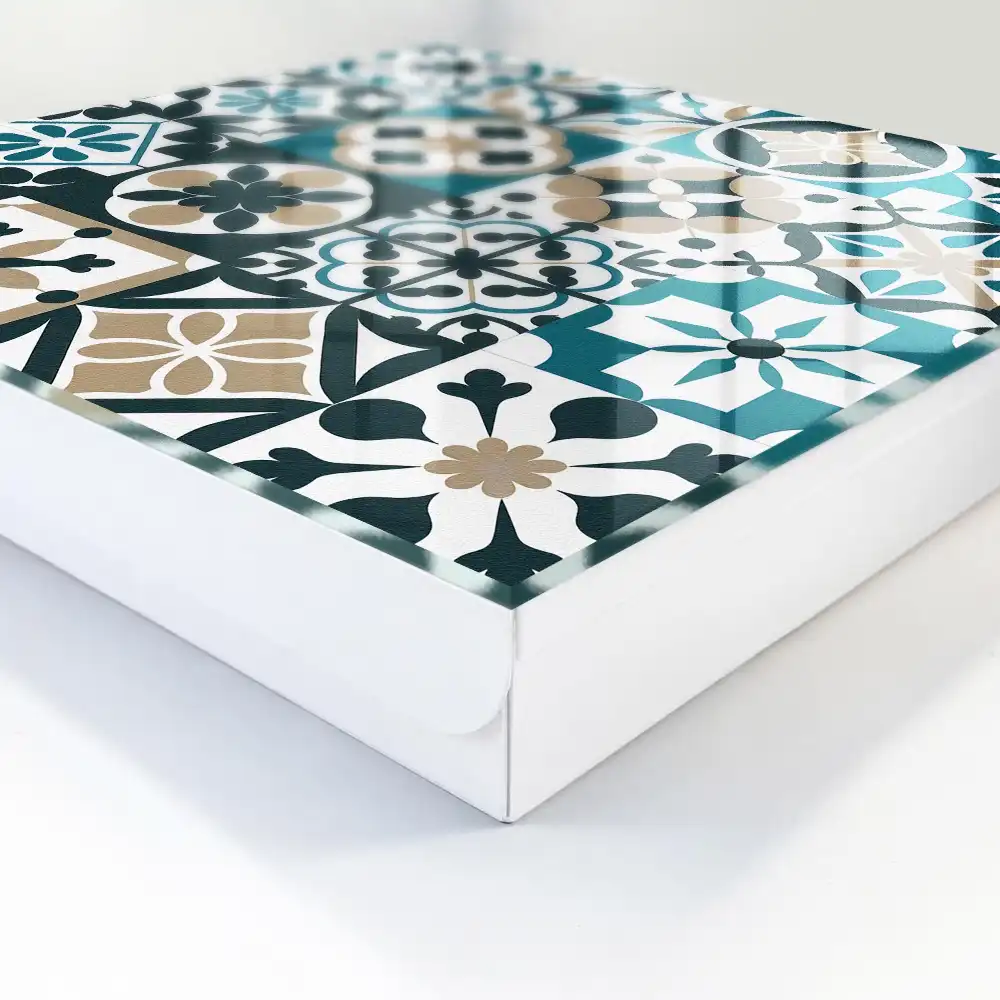 Boîte à clés motifs symétriques de style marocain dans les tons turquoise et beige