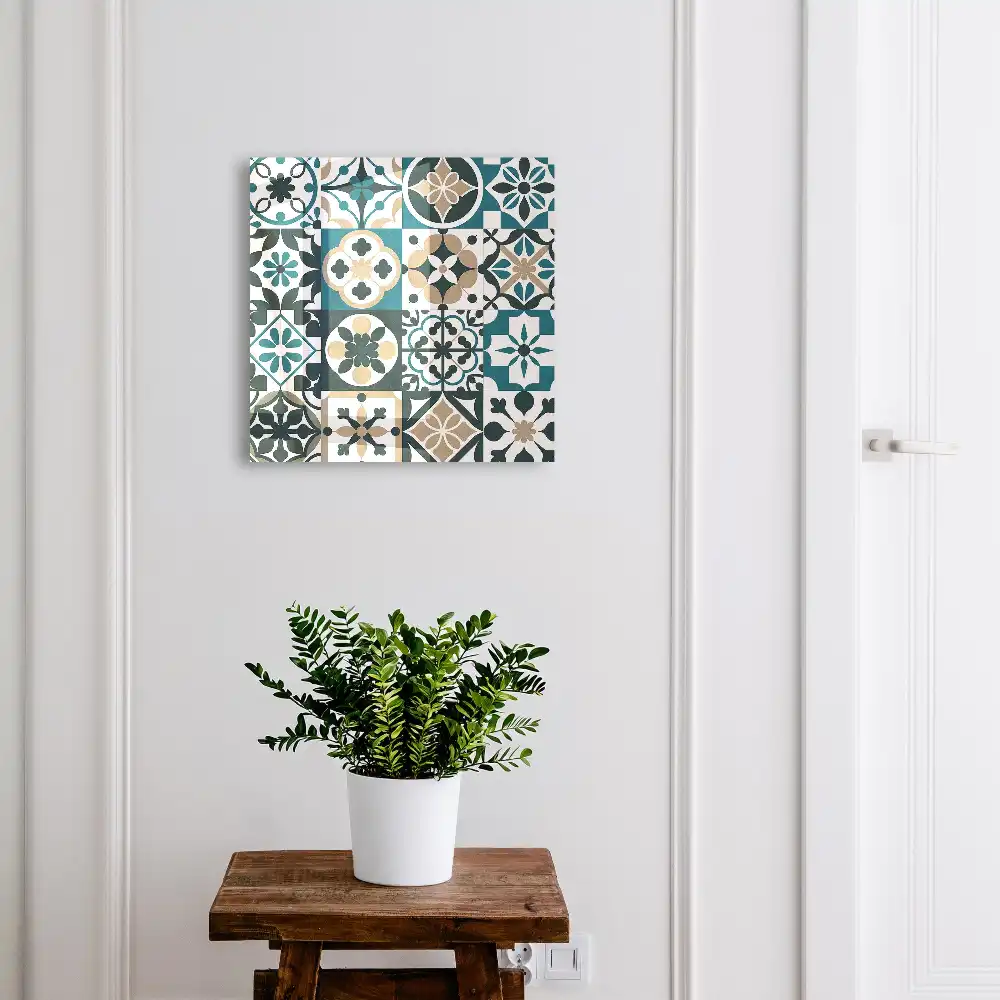 Boîte à clés motifs symétriques de style marocain dans les tons turquoise et beige