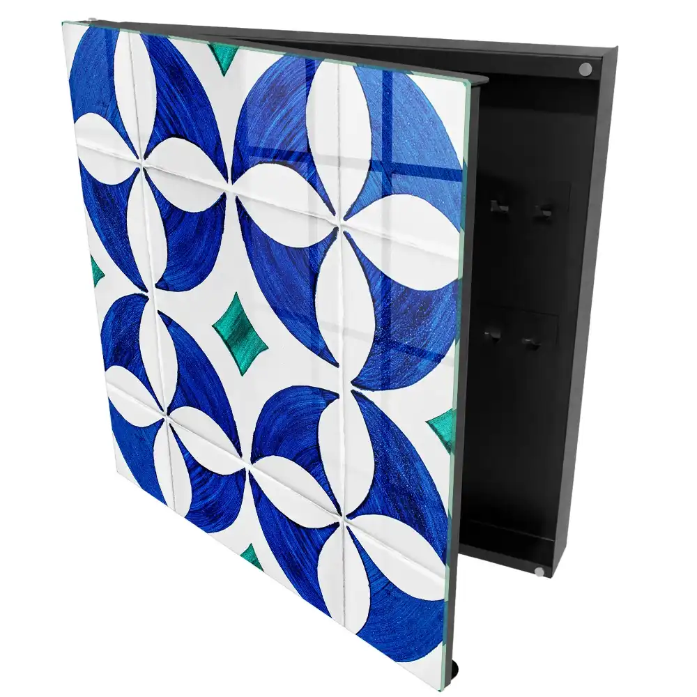 Armoire à clés motifs géométriques dans les tons bleu-vert