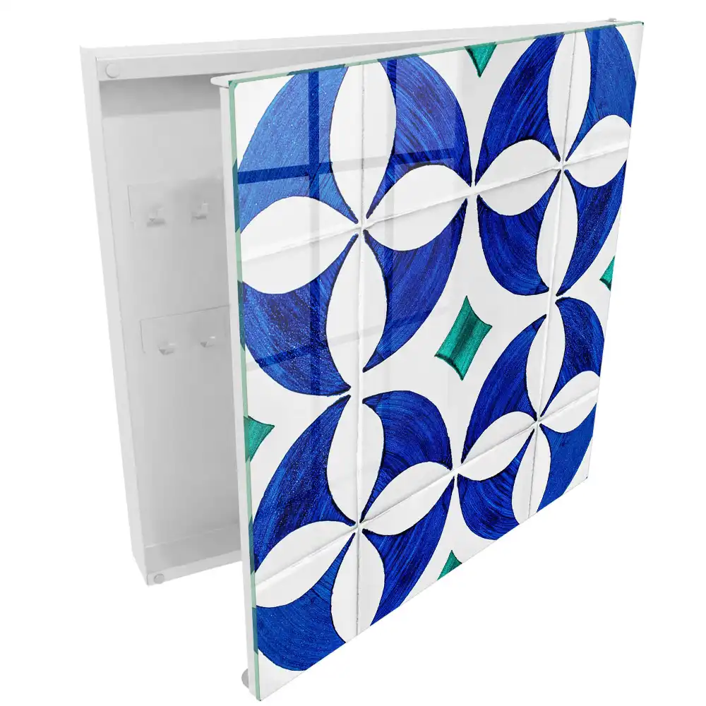 Armoire à clés motifs géométriques dans les tons bleu-vert