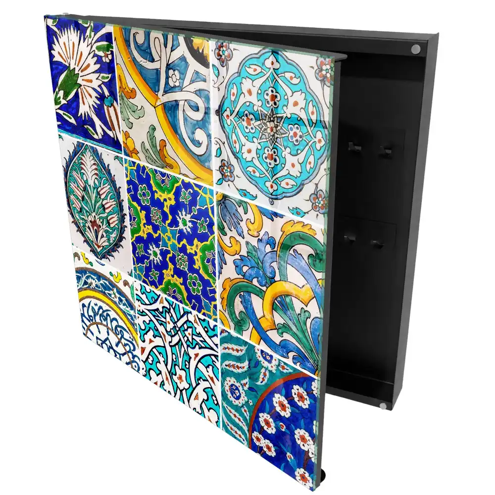 Boîte à clés murale des mosaïques colorées pleines de symétrie et de détails