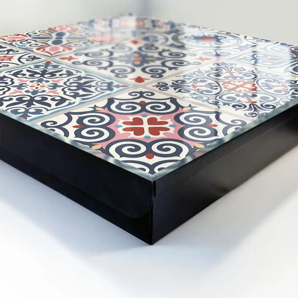 Armoire à clés motifs de mosaïque colorés et riches en détails