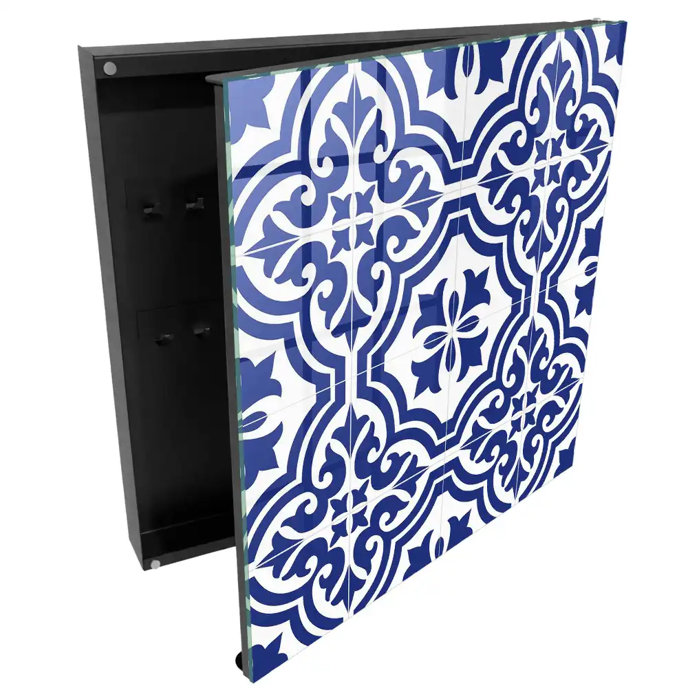 Boîte à clés murale motif traditionnel dans les tons bleus et blancs