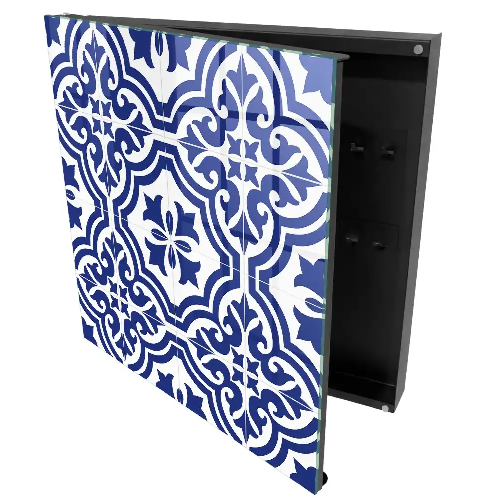 Boîte à clés murale motif traditionnel dans les tons bleus et blancs