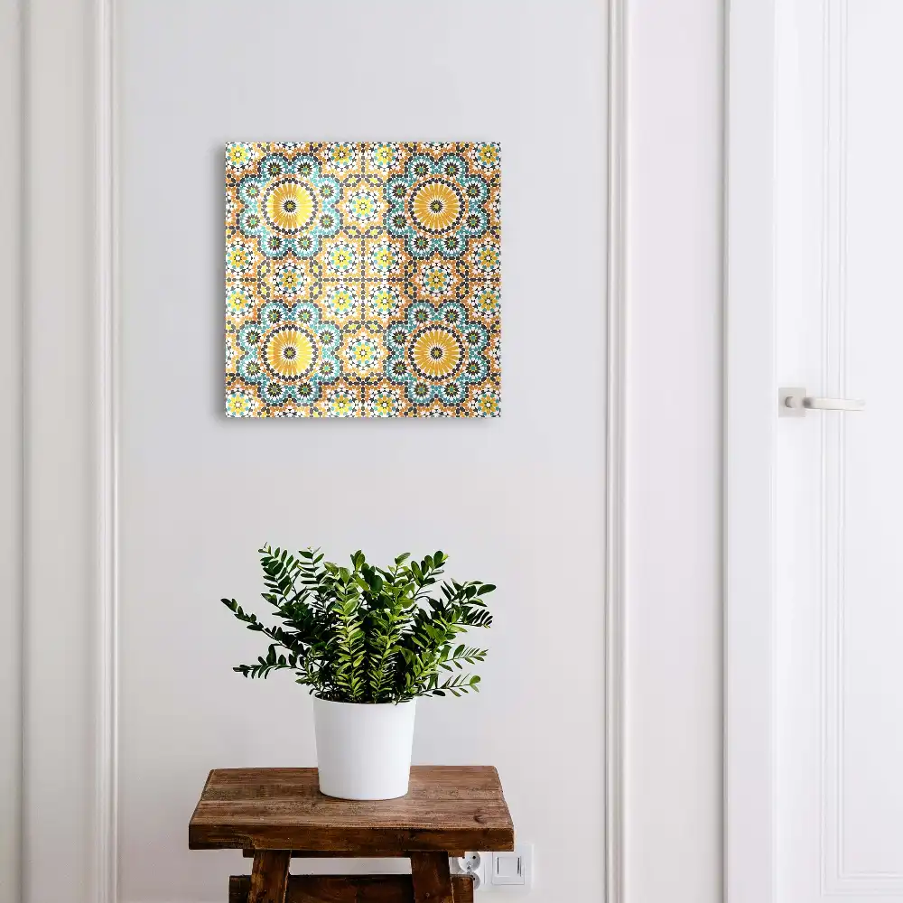 Boîte à clés murale composition colorée avec des motifs géométriques