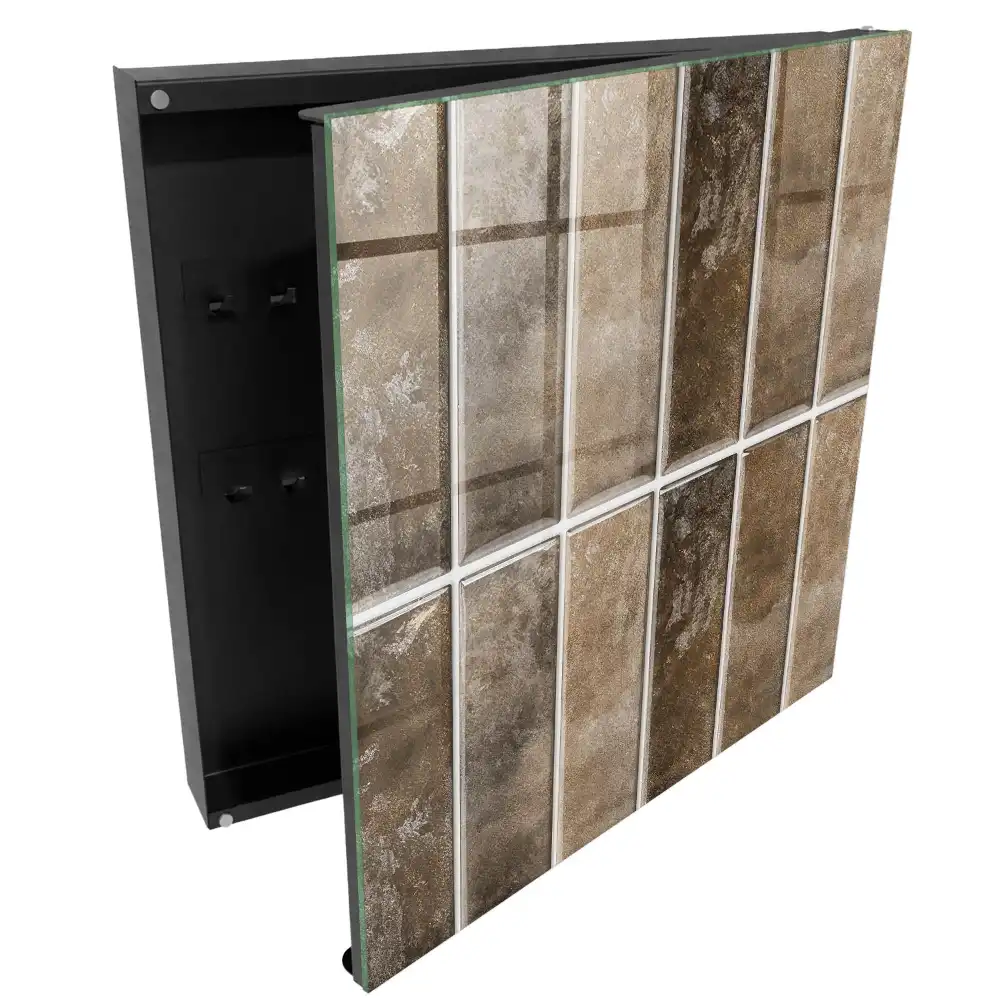 Armoire à clés des carreaux bruns variés qui ajoutent de la chaleur