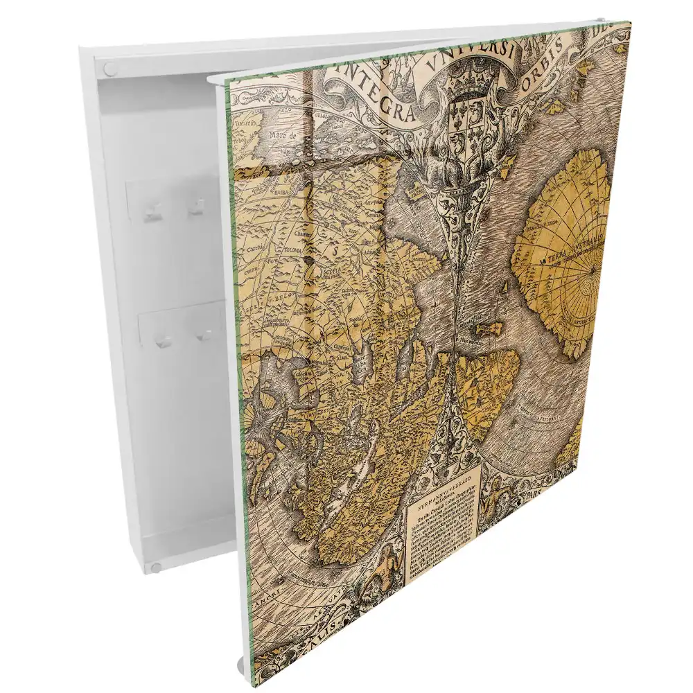 Boîte à clés murale une carte ancienne pleine de détails et d'ornements