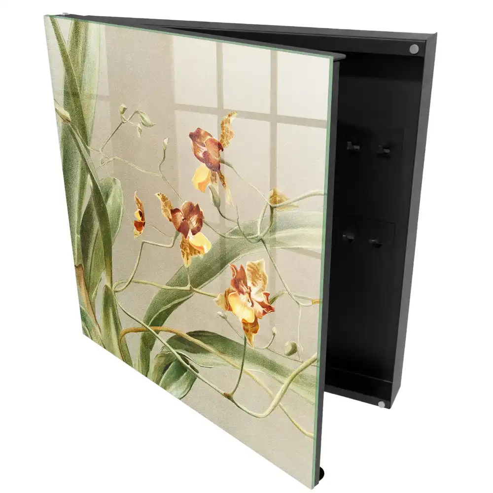 Boîte à clés fleurs discrètes et végétation verte