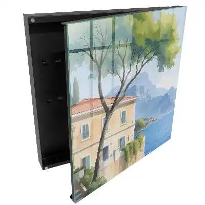 Boîte à clés maison au bord d'un lac méditerranéen