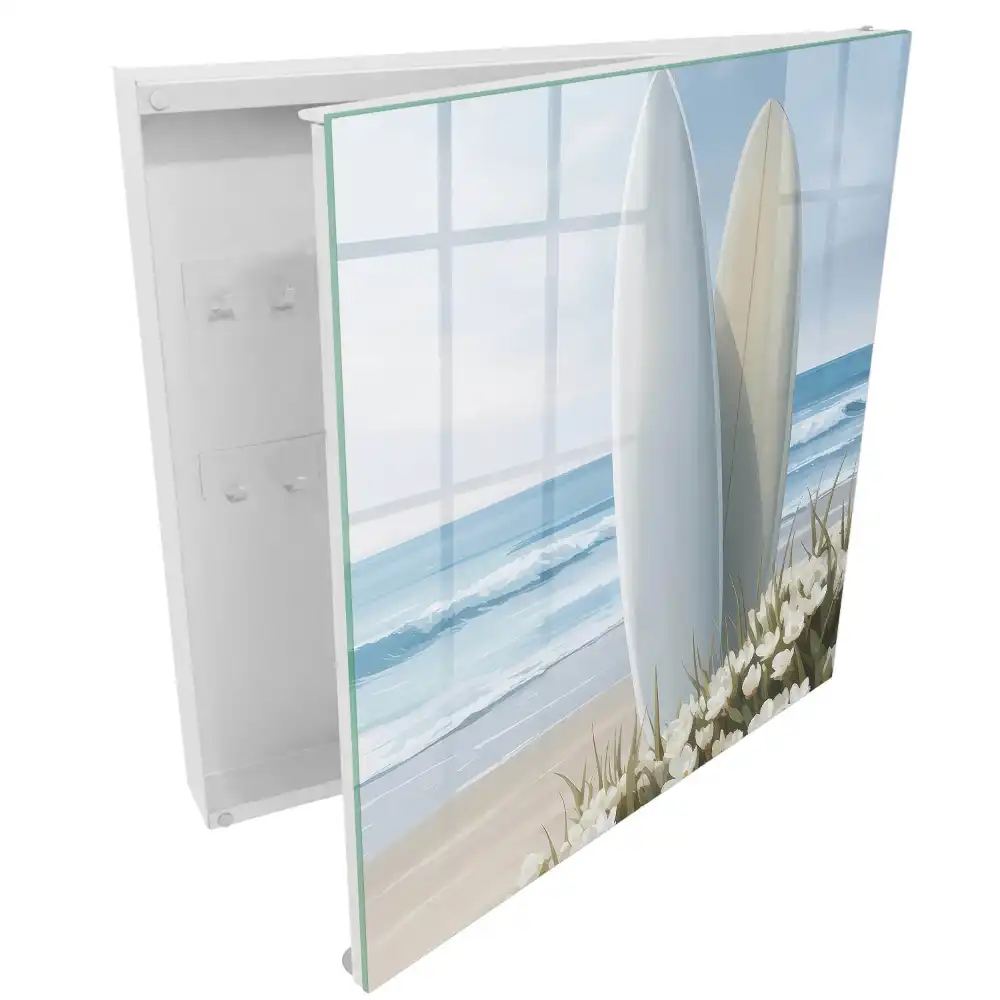 Armoire à clés planches de surf sur une plage en fleurs