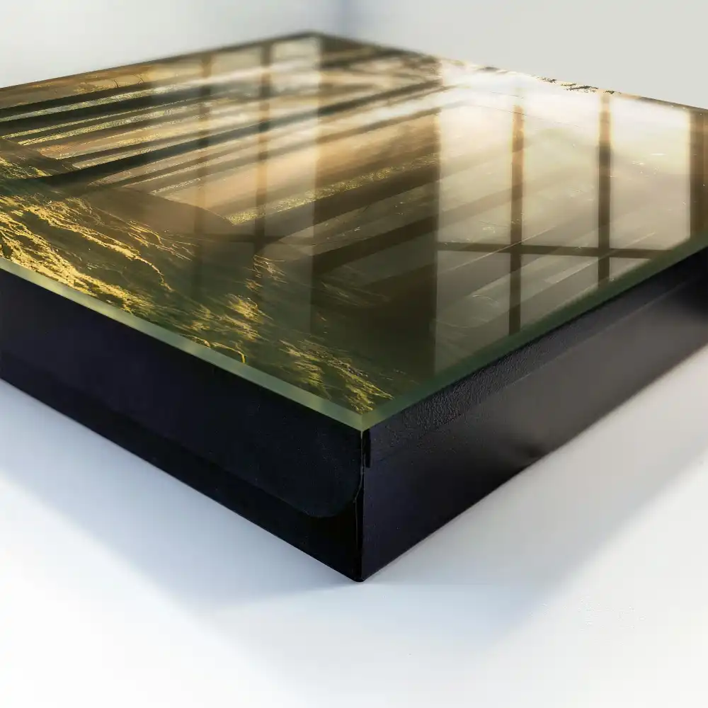 Armoire à clés la lumière dans la forêt crée une atmosphère magique