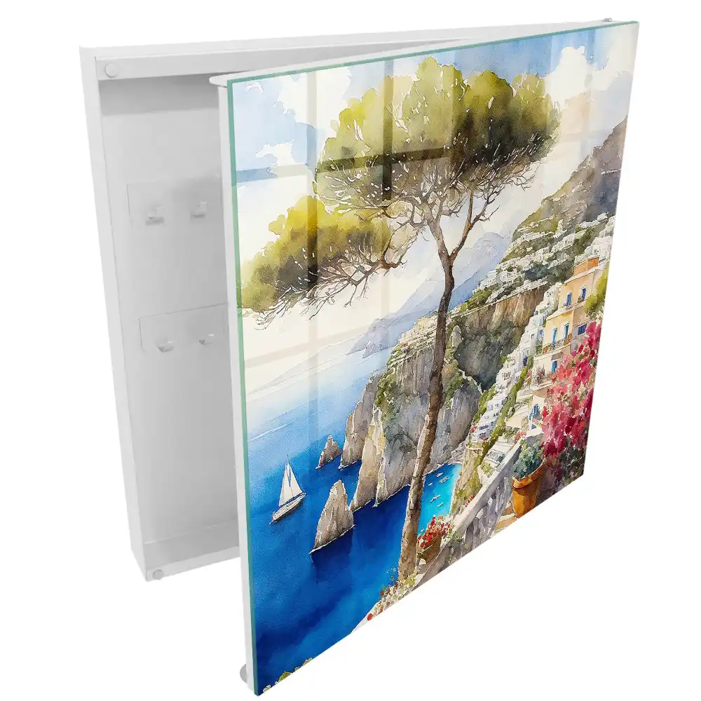 Armoire à clés mer bleue et collines verdoyantes en harmonie