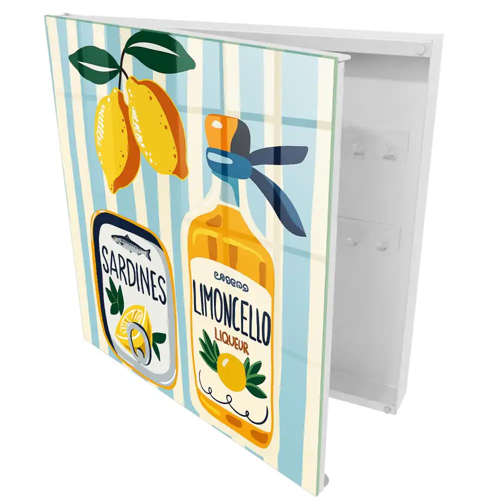 Boîte à clés murale une bouteille de limoncello une boîte de sardines et des citrons