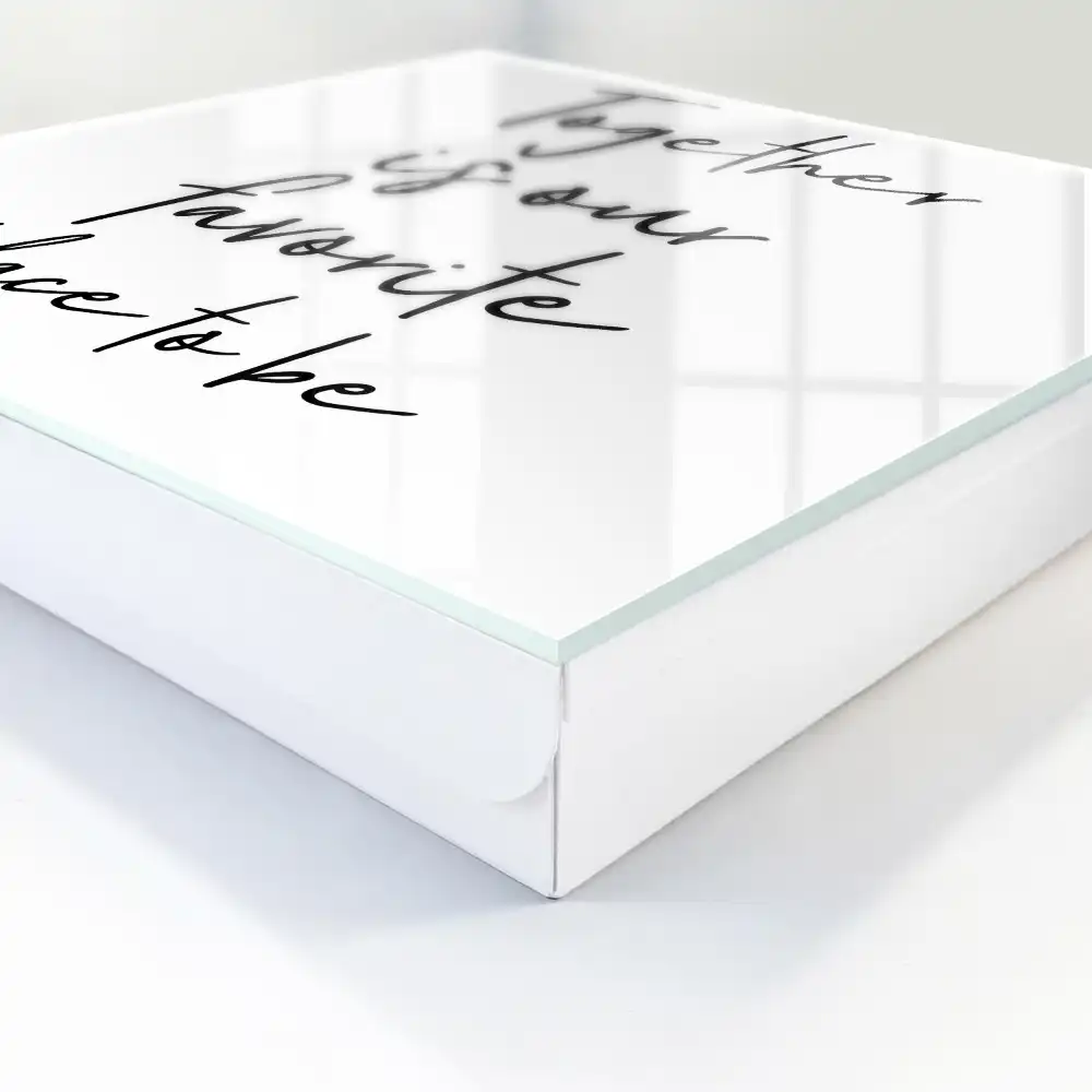 Boîte à clés motif typographique noir et blanc avec un message